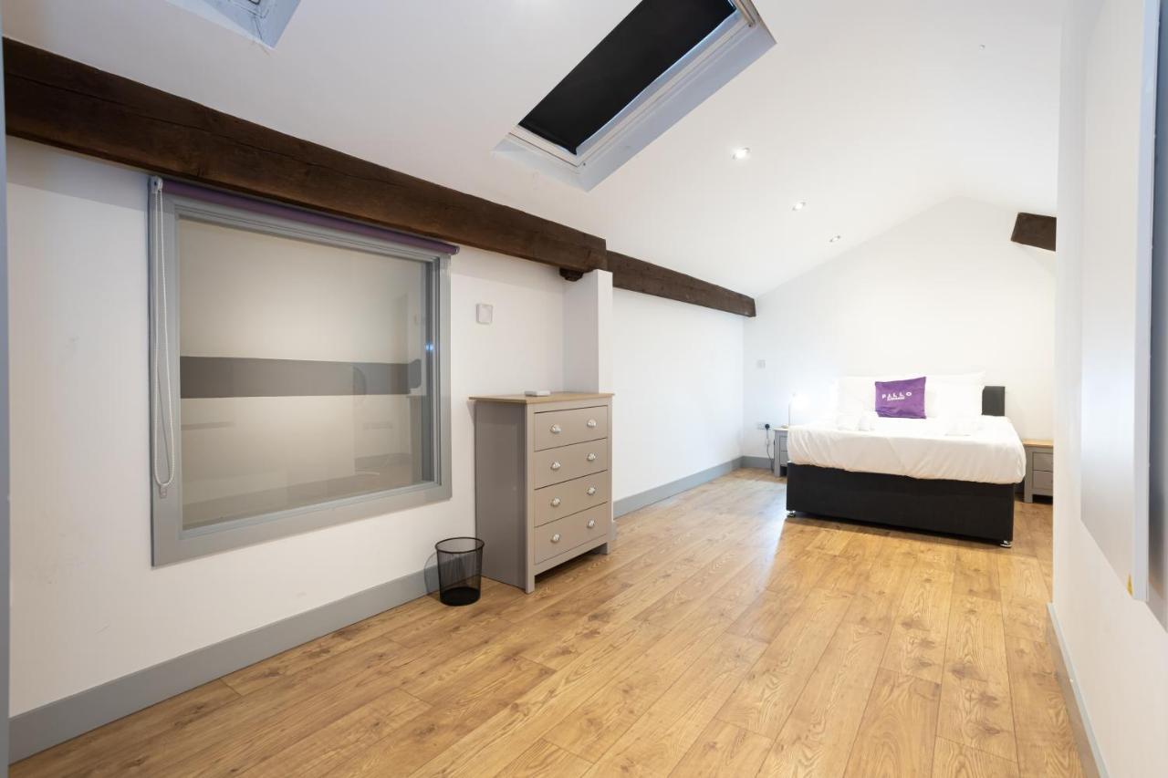 Pillo Rooms Serviced Apartments - Salford マンチェスター エクステリア 写真