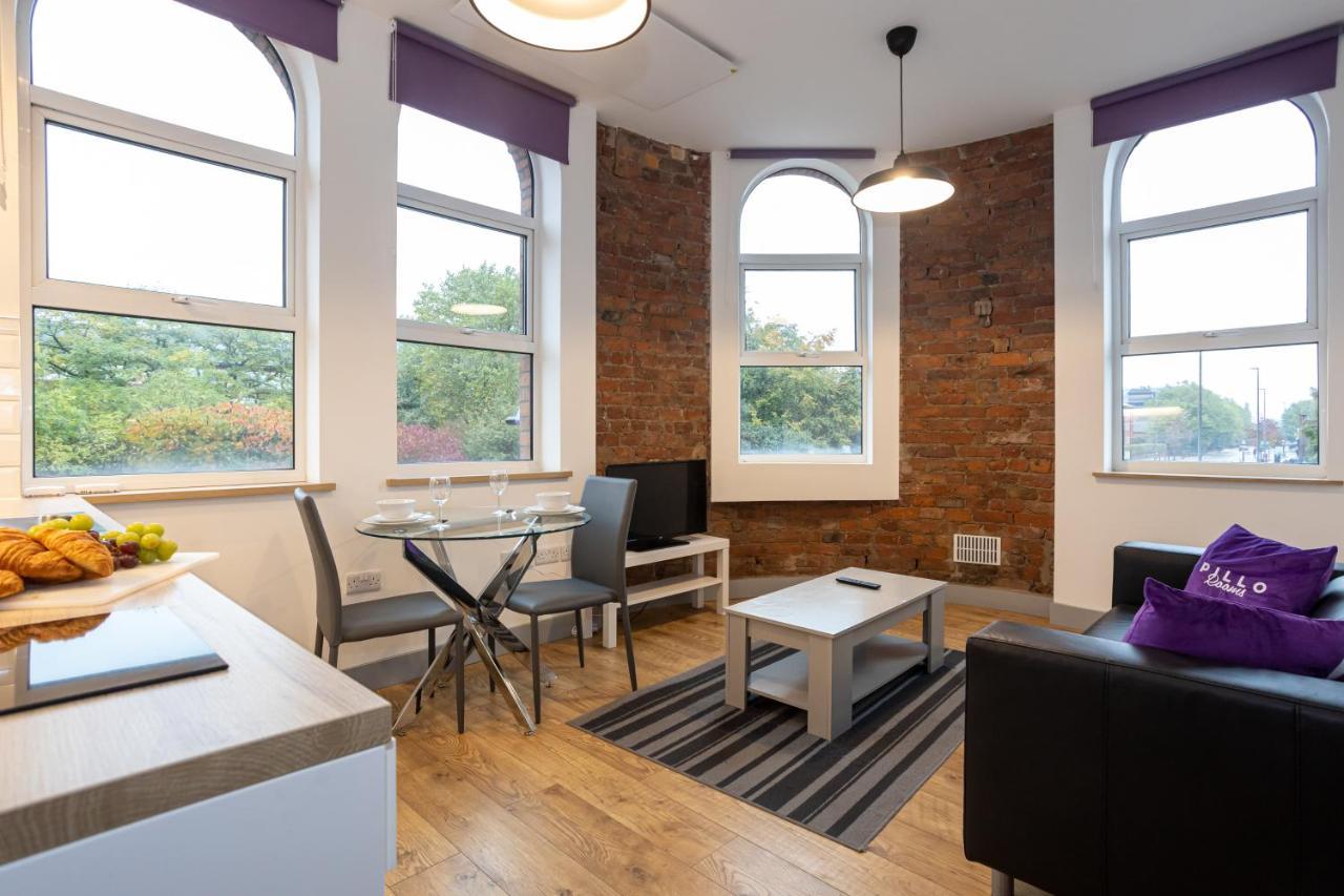 Pillo Rooms Serviced Apartments - Salford マンチェスター エクステリア 写真