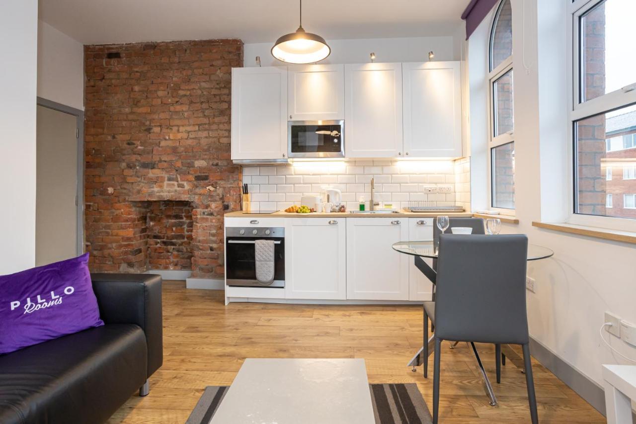 Pillo Rooms Serviced Apartments - Salford マンチェスター エクステリア 写真
