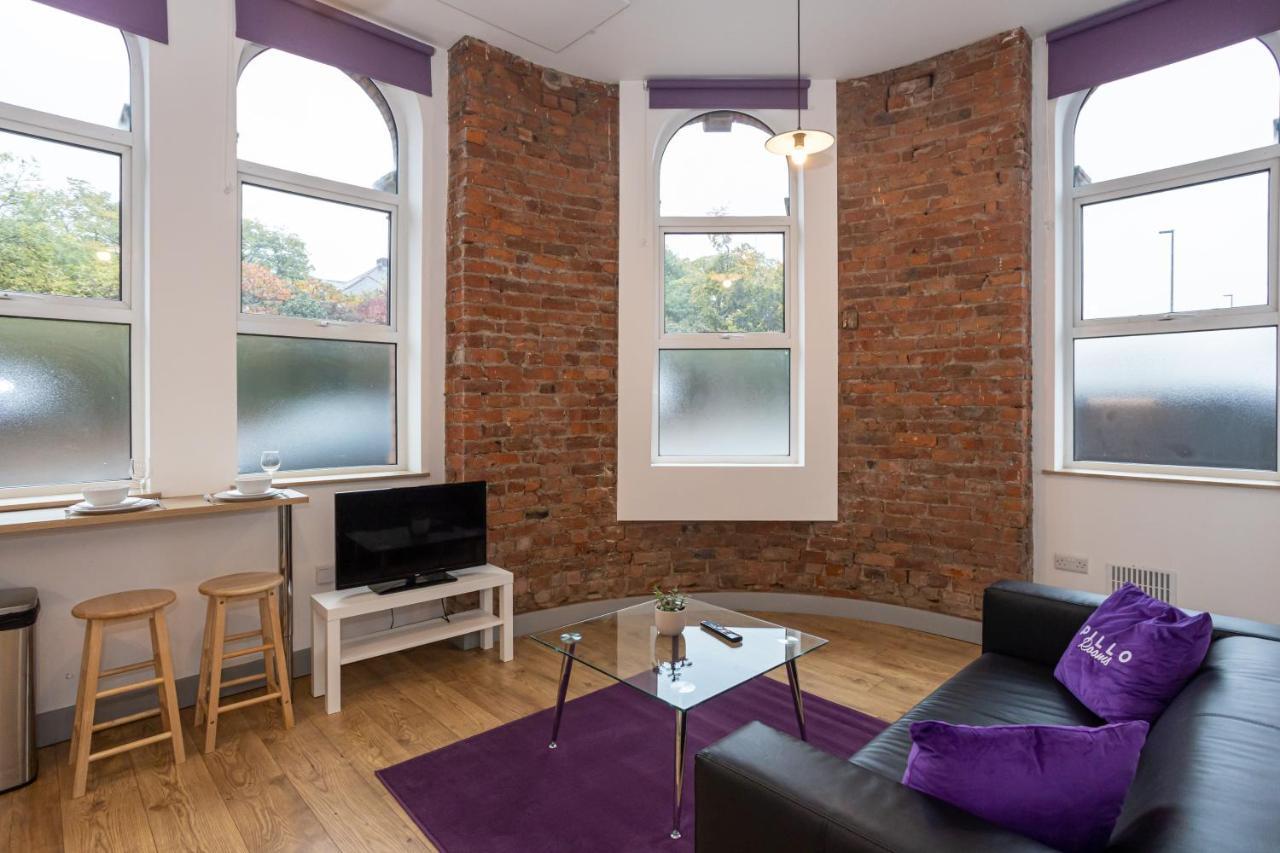 Pillo Rooms Serviced Apartments - Salford マンチェスター エクステリア 写真
