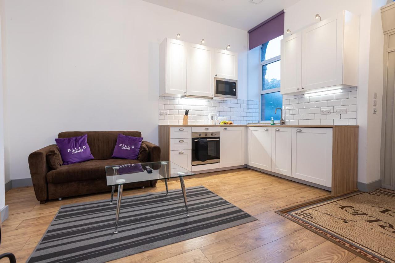 Pillo Rooms Serviced Apartments - Salford マンチェスター エクステリア 写真