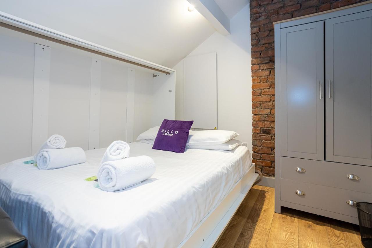 Pillo Rooms Serviced Apartments - Salford マンチェスター エクステリア 写真