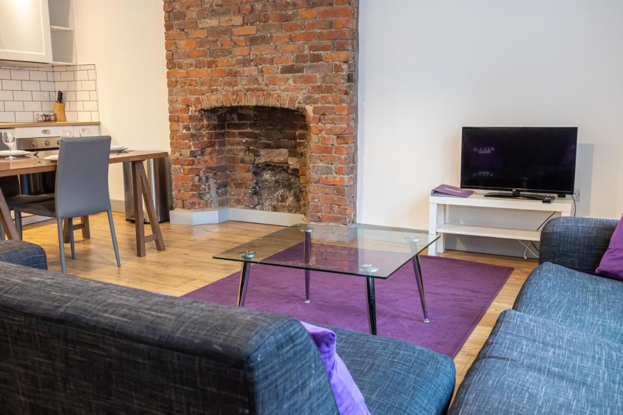 Pillo Rooms Serviced Apartments - Salford マンチェスター エクステリア 写真