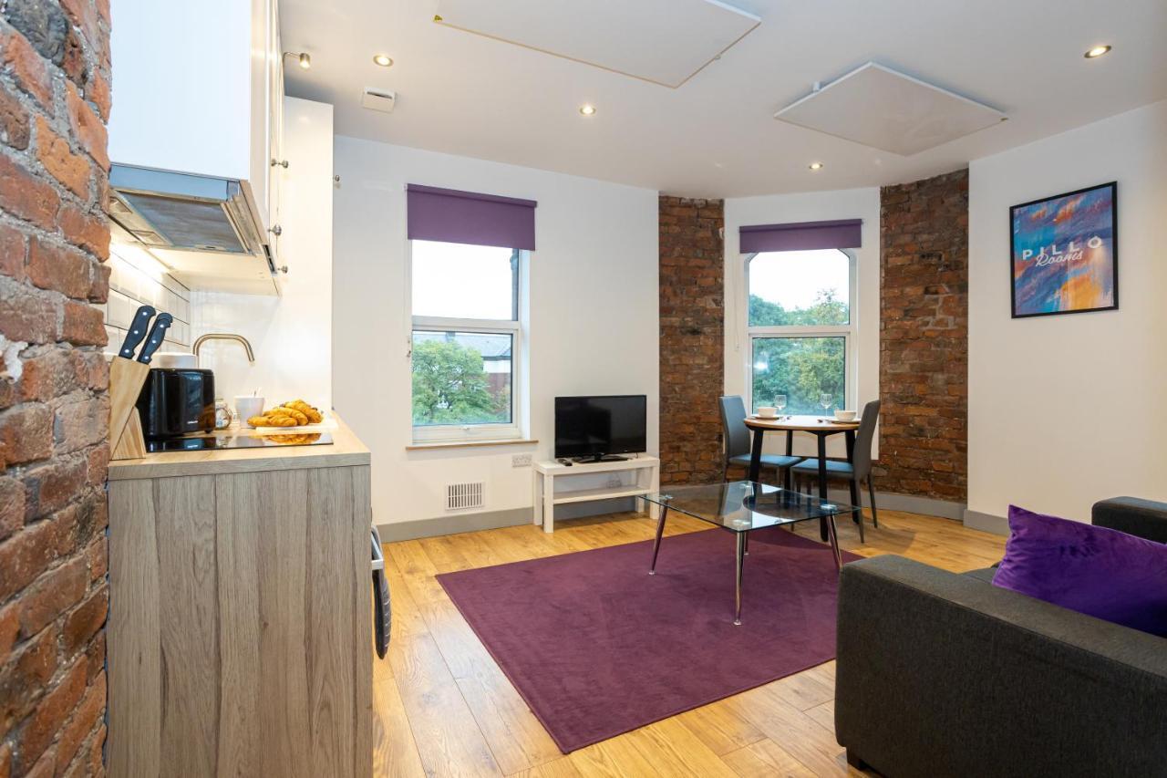 Pillo Rooms Serviced Apartments - Salford マンチェスター エクステリア 写真